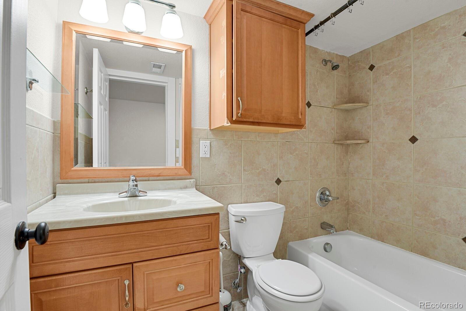 MLS Image #25 for 318 s downing street,denver, Colorado