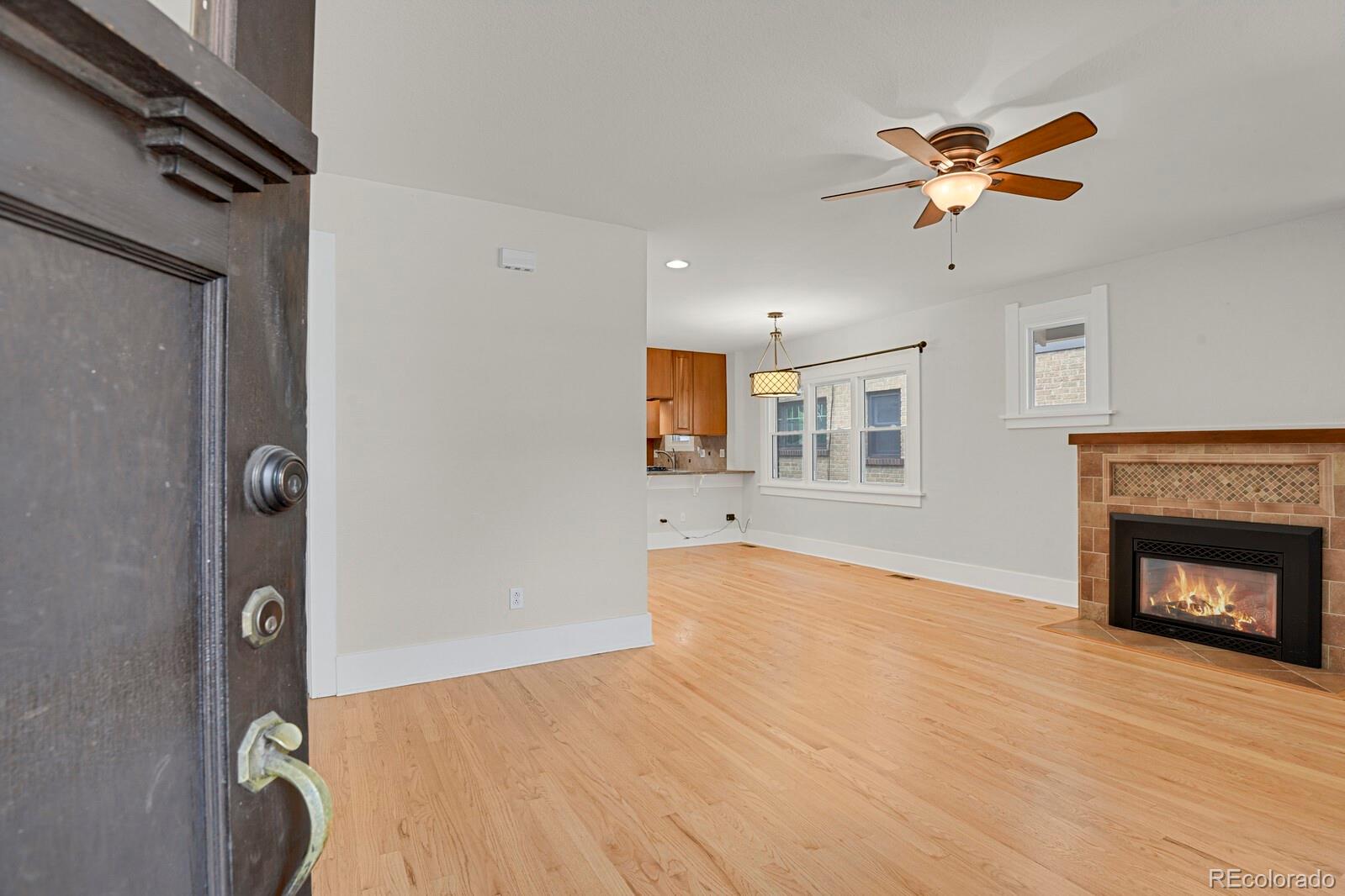 MLS Image #3 for 318 s downing street,denver, Colorado