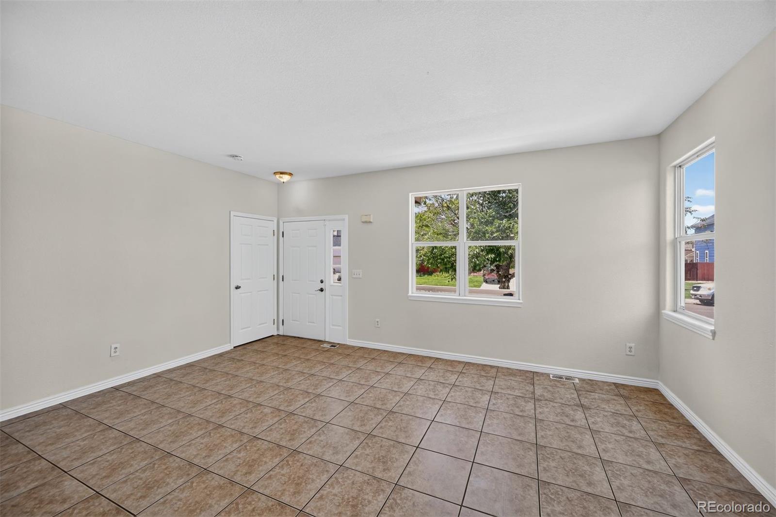 MLS Image #4 for 5288  fairplay street,denver, Colorado
