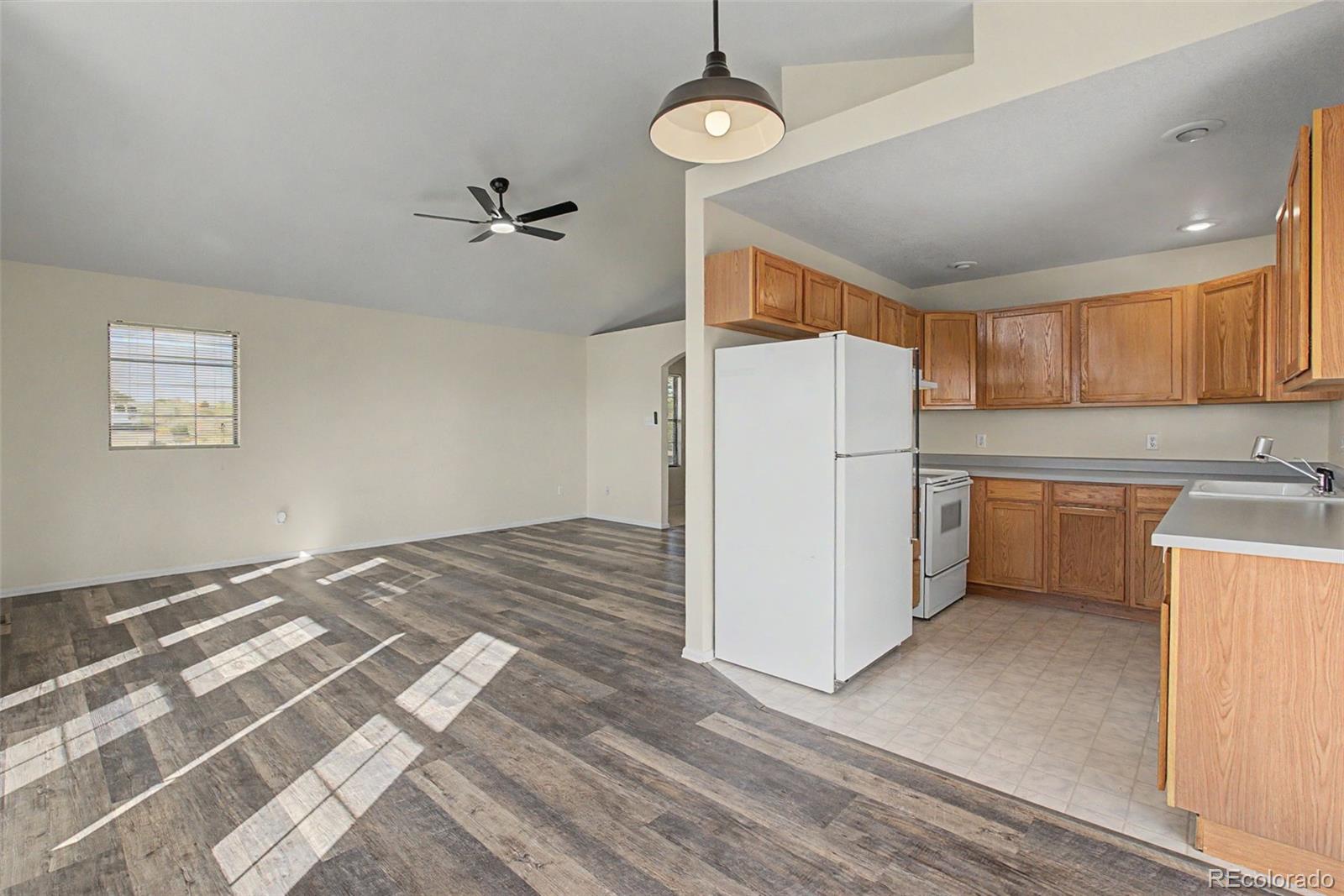 MLS Image #12 for 242 w del ray drive,pueblo, Colorado