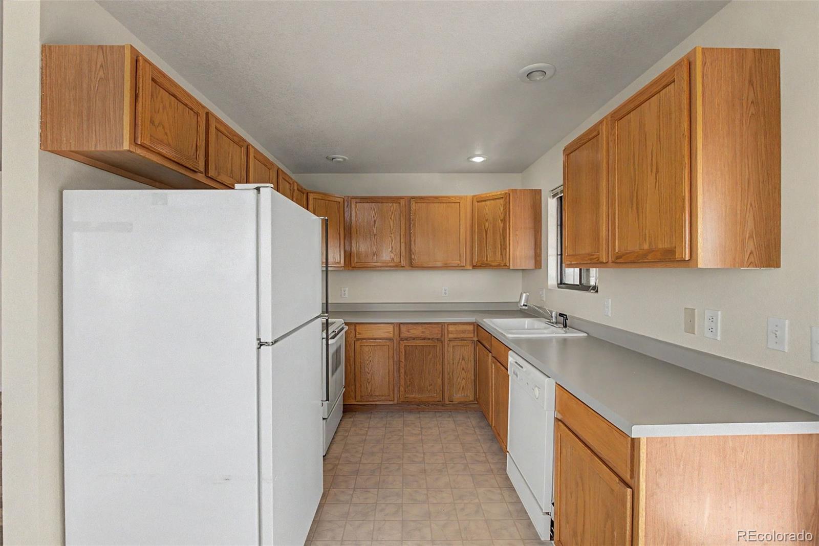 MLS Image #13 for 242 w del ray drive,pueblo, Colorado