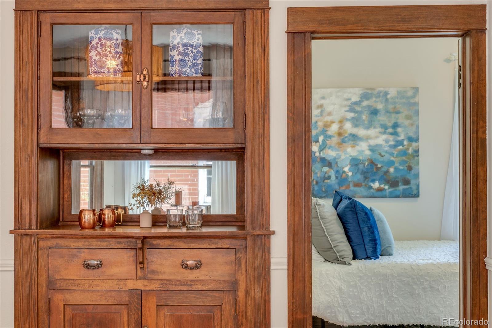MLS Image #8 for 719 s clarkson street,denver, Colorado