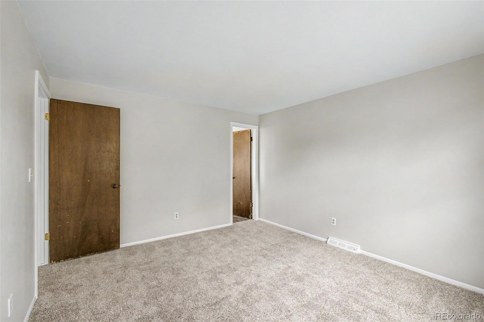 MLS Image #12 for 3009 s dayton court,denver, Colorado