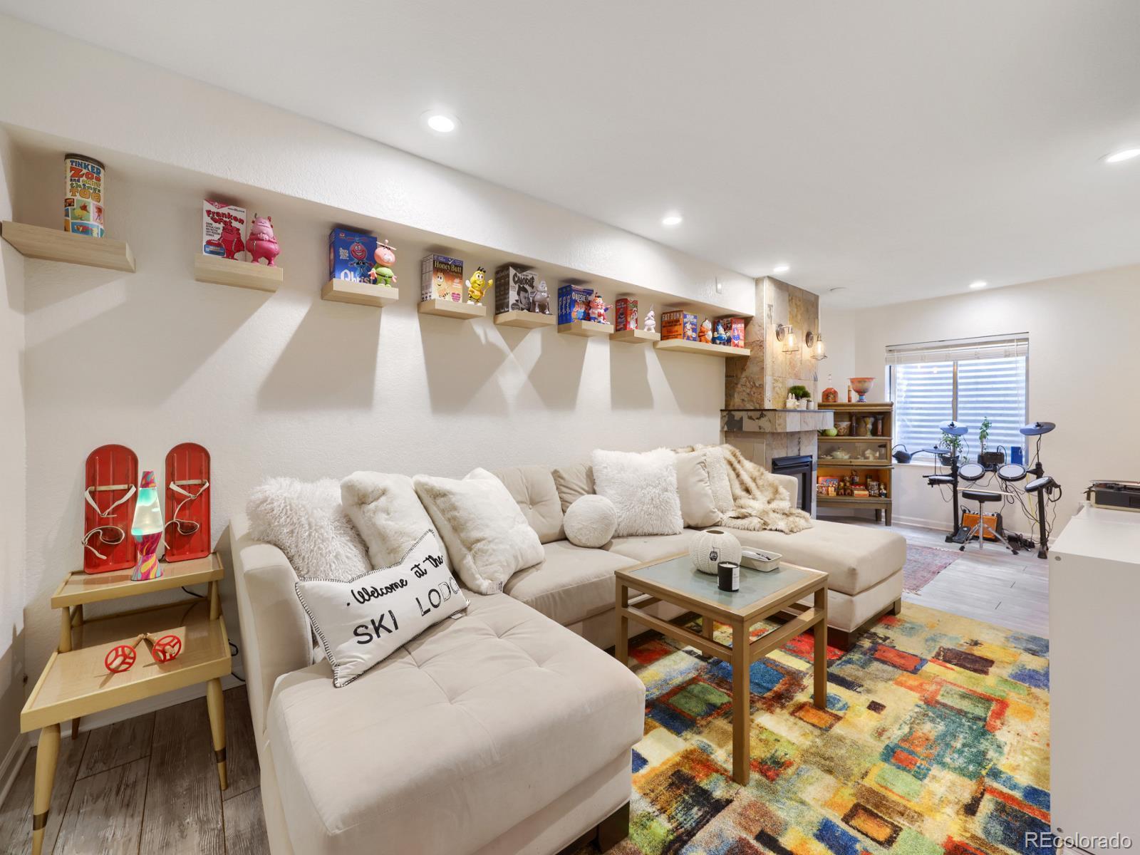 MLS Image #21 for 6431  secrest court,arvada, Colorado