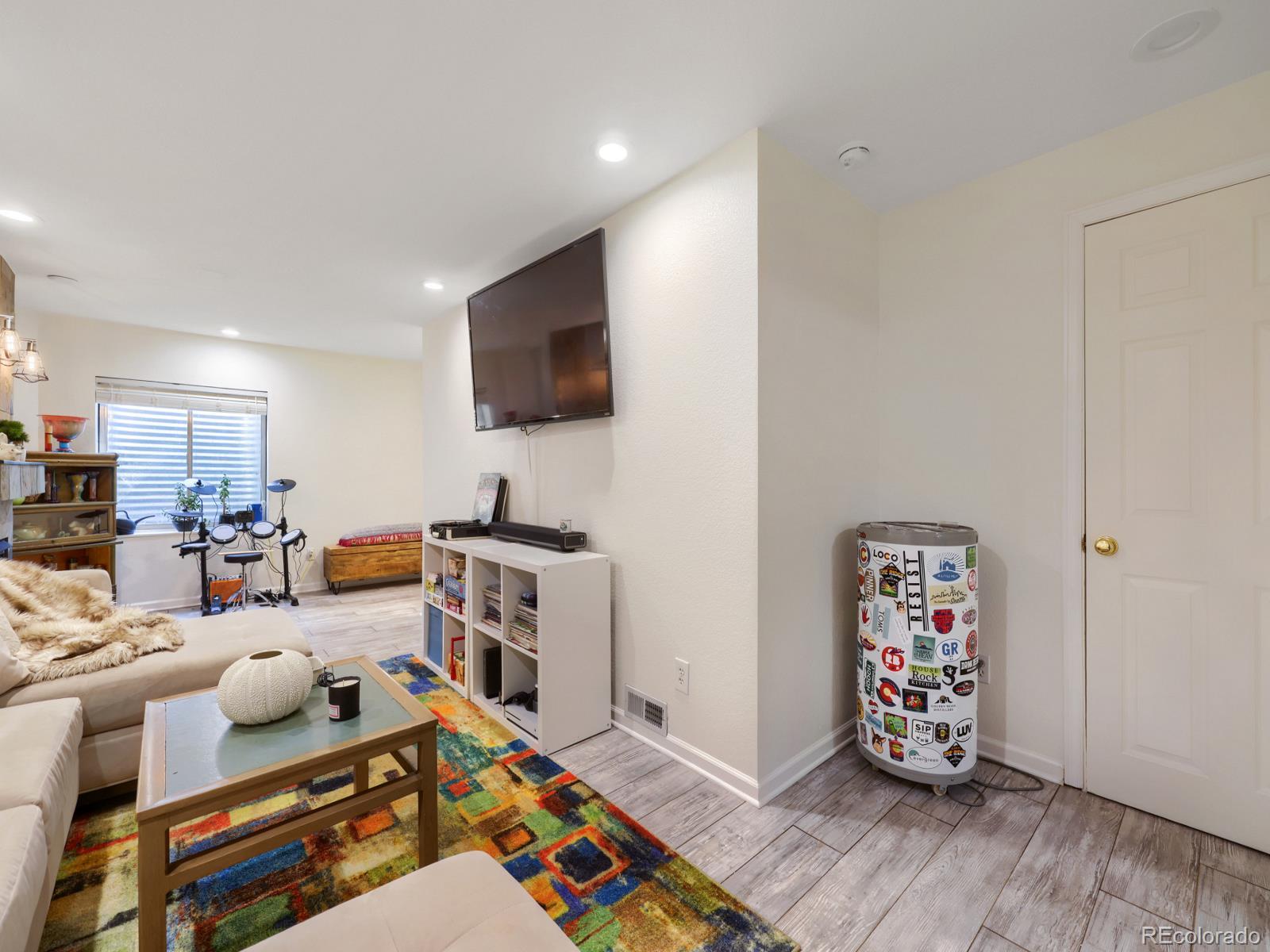MLS Image #22 for 6431  secrest court,arvada, Colorado