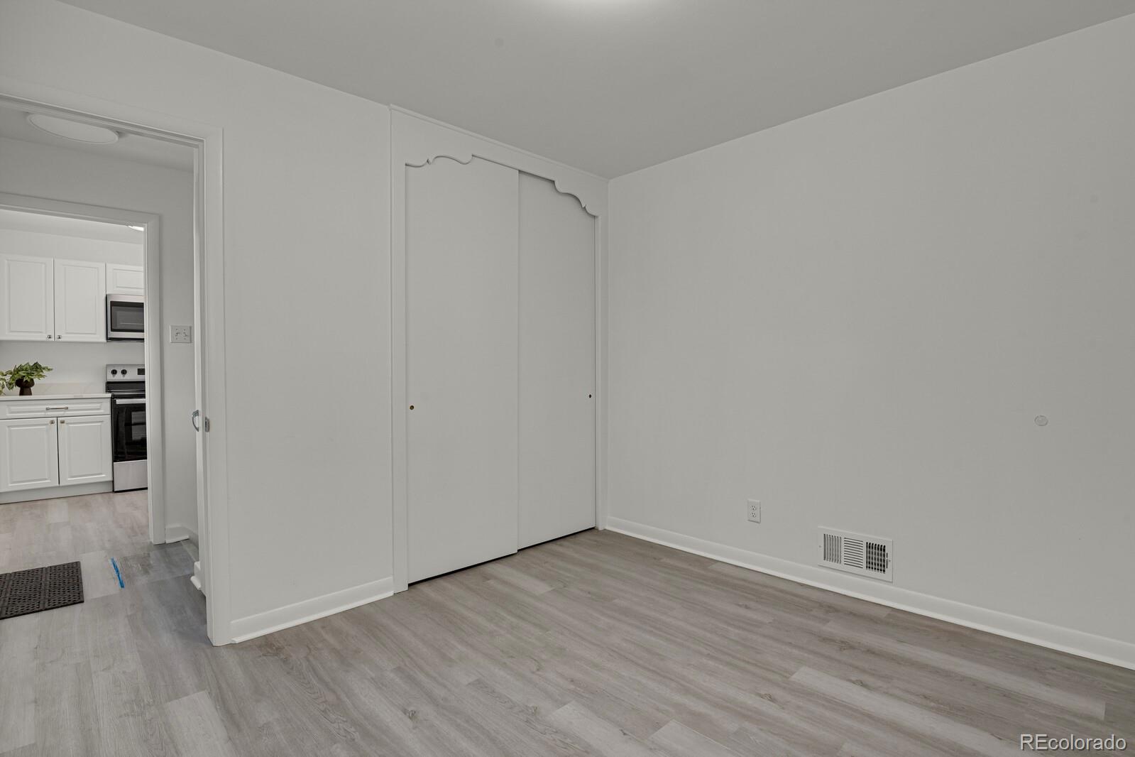MLS Image #10 for 2350  joliet street,aurora, Colorado