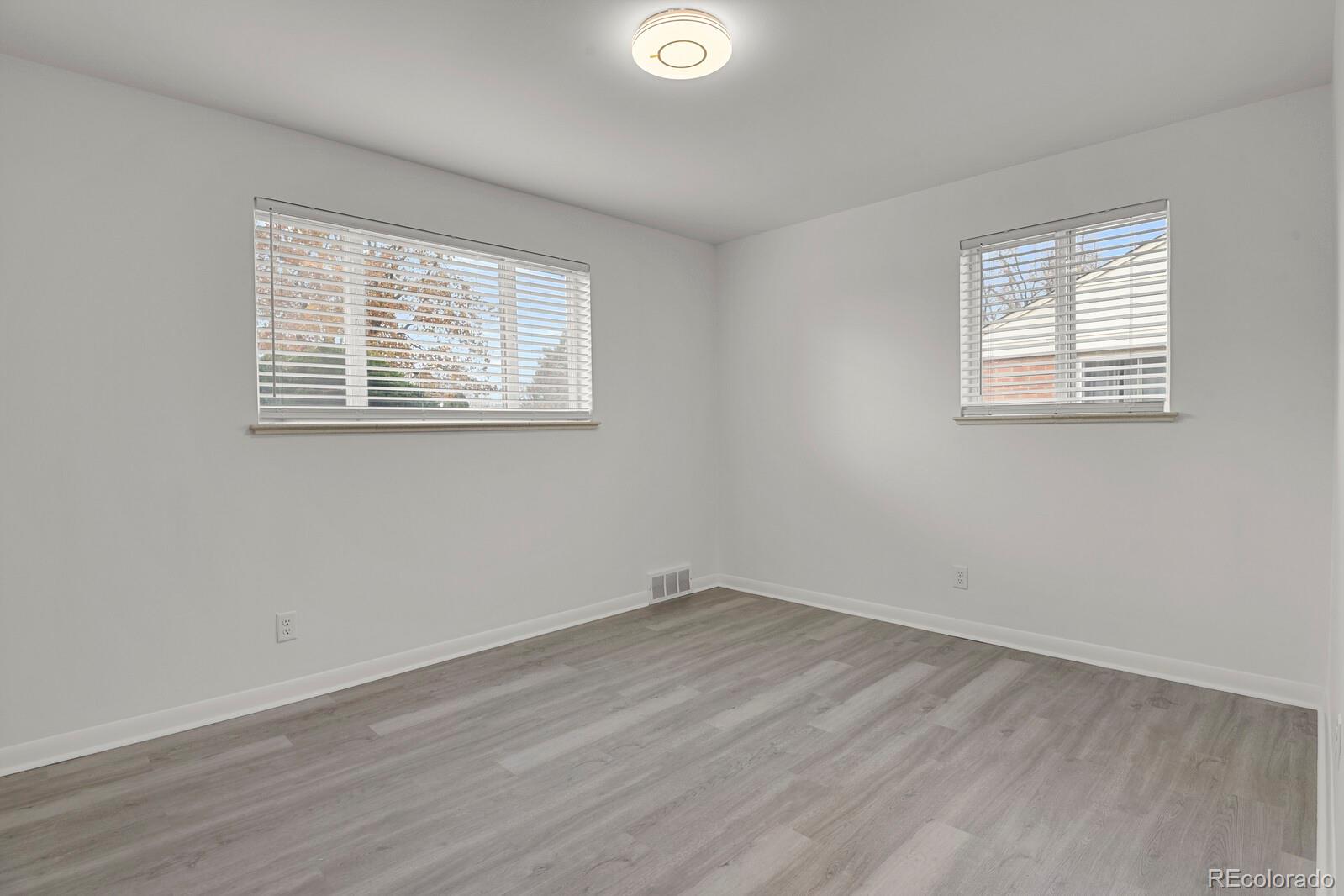 MLS Image #7 for 2350  joliet street,aurora, Colorado