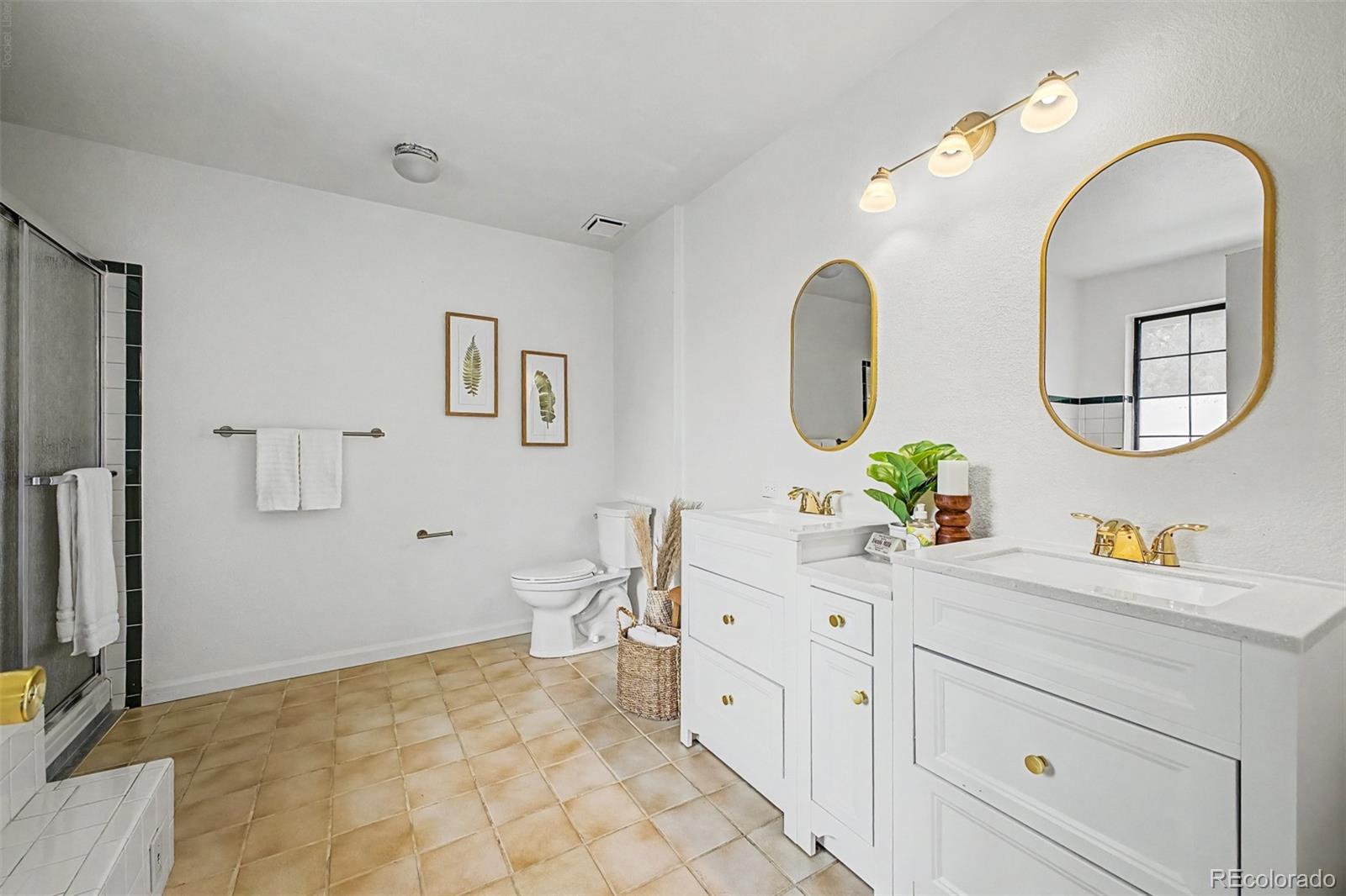 MLS Image #11 for 5625 w 2nd avenue,denver, Colorado