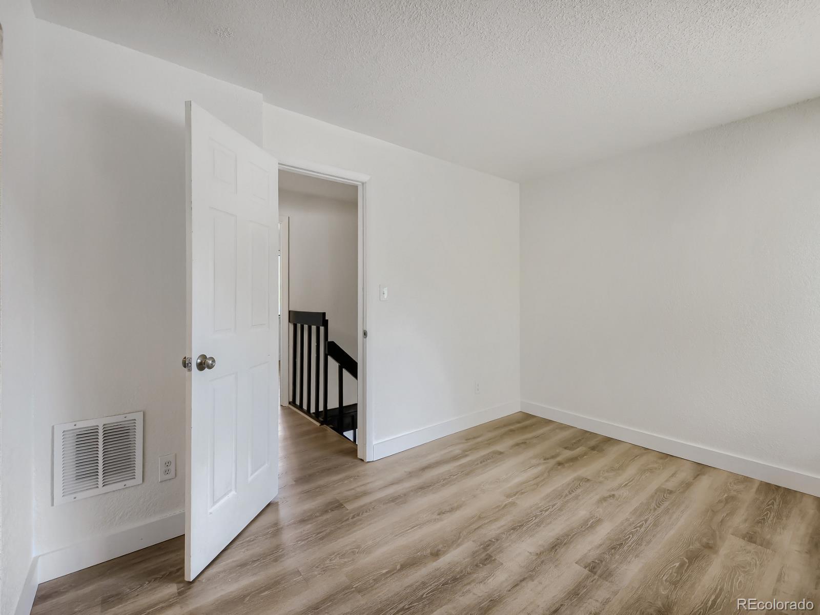 MLS Image #14 for 1705  heatheridge road,fort collins, Colorado