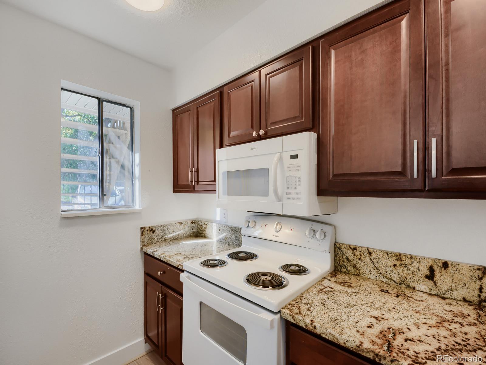 MLS Image #5 for 1705  heatheridge road,fort collins, Colorado