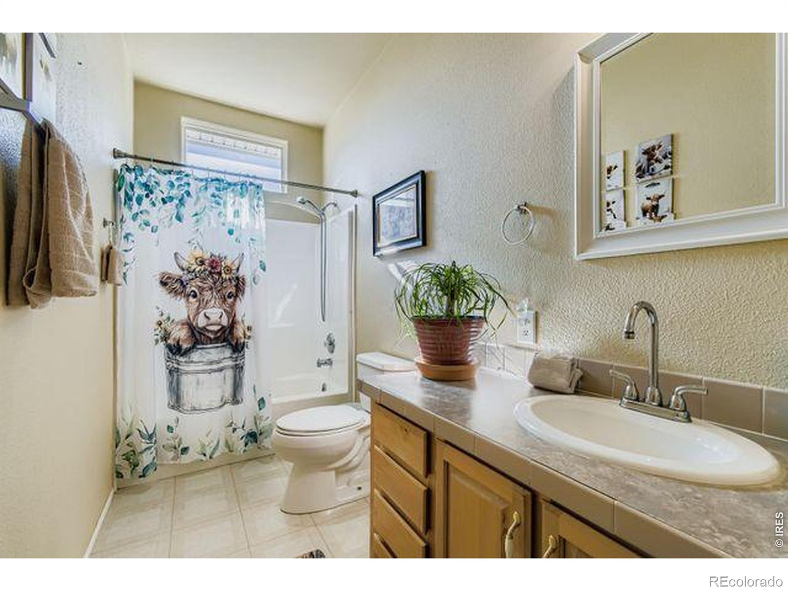 MLS Image #13 for 245 w crawford avenue,keenesburg, Colorado