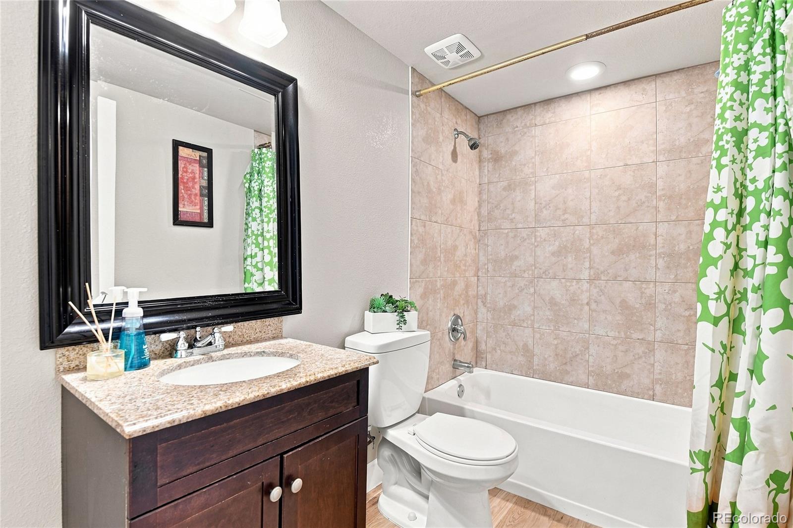 MLS Image #28 for 25481 e ottawa drive,aurora, Colorado