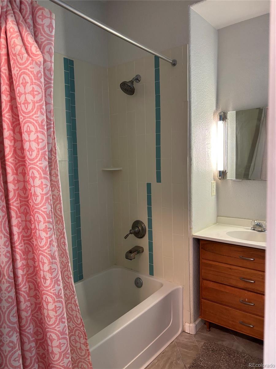MLS Image #11 for 16352 e fremont avenue,aurora, Colorado