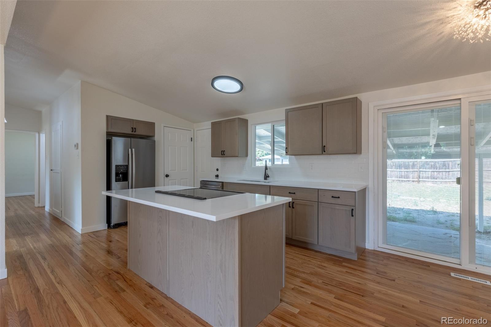MLS Image #13 for 7819  applewood lane,denver, Colorado