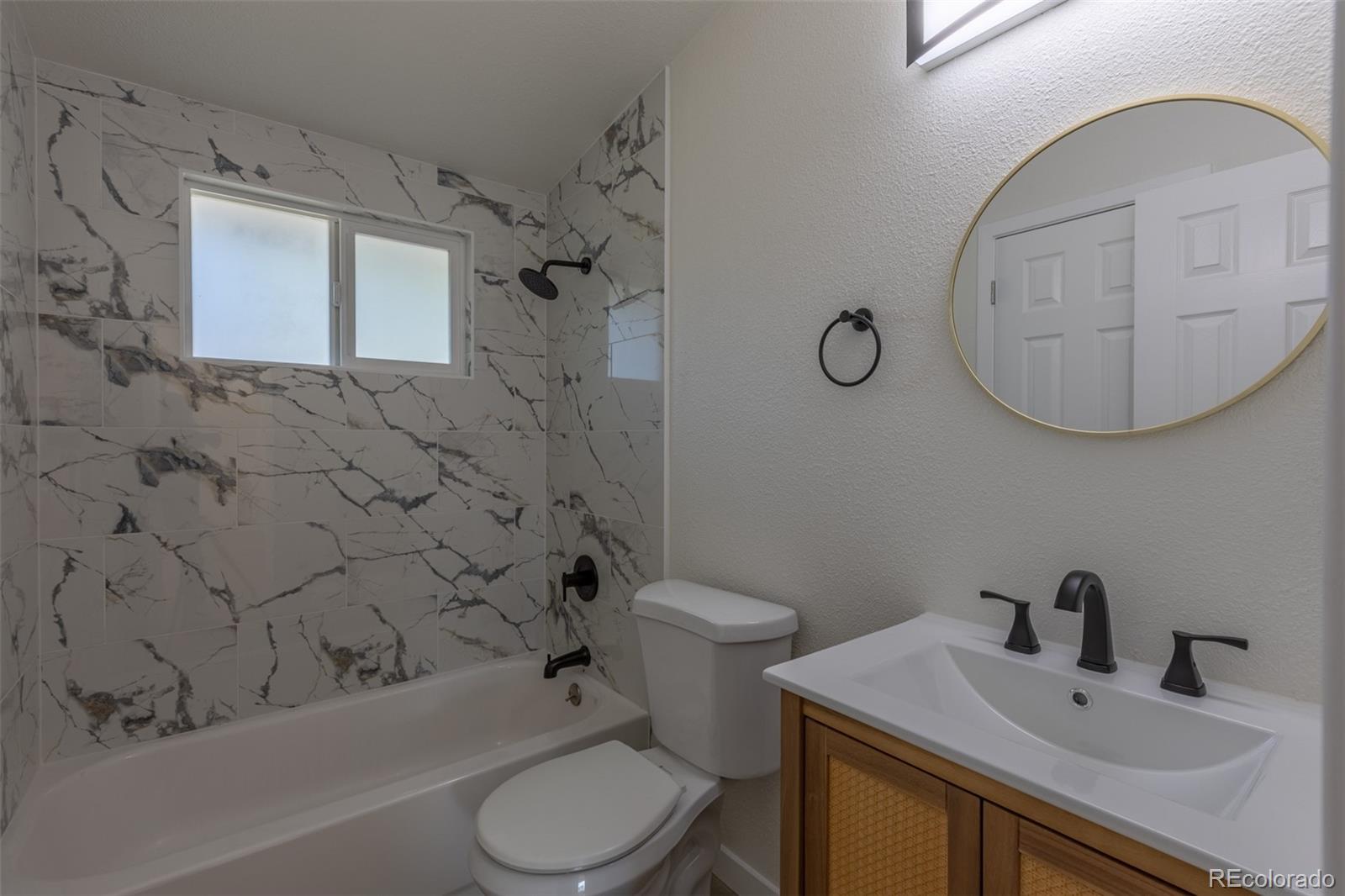 MLS Image #23 for 7819  applewood lane,denver, Colorado