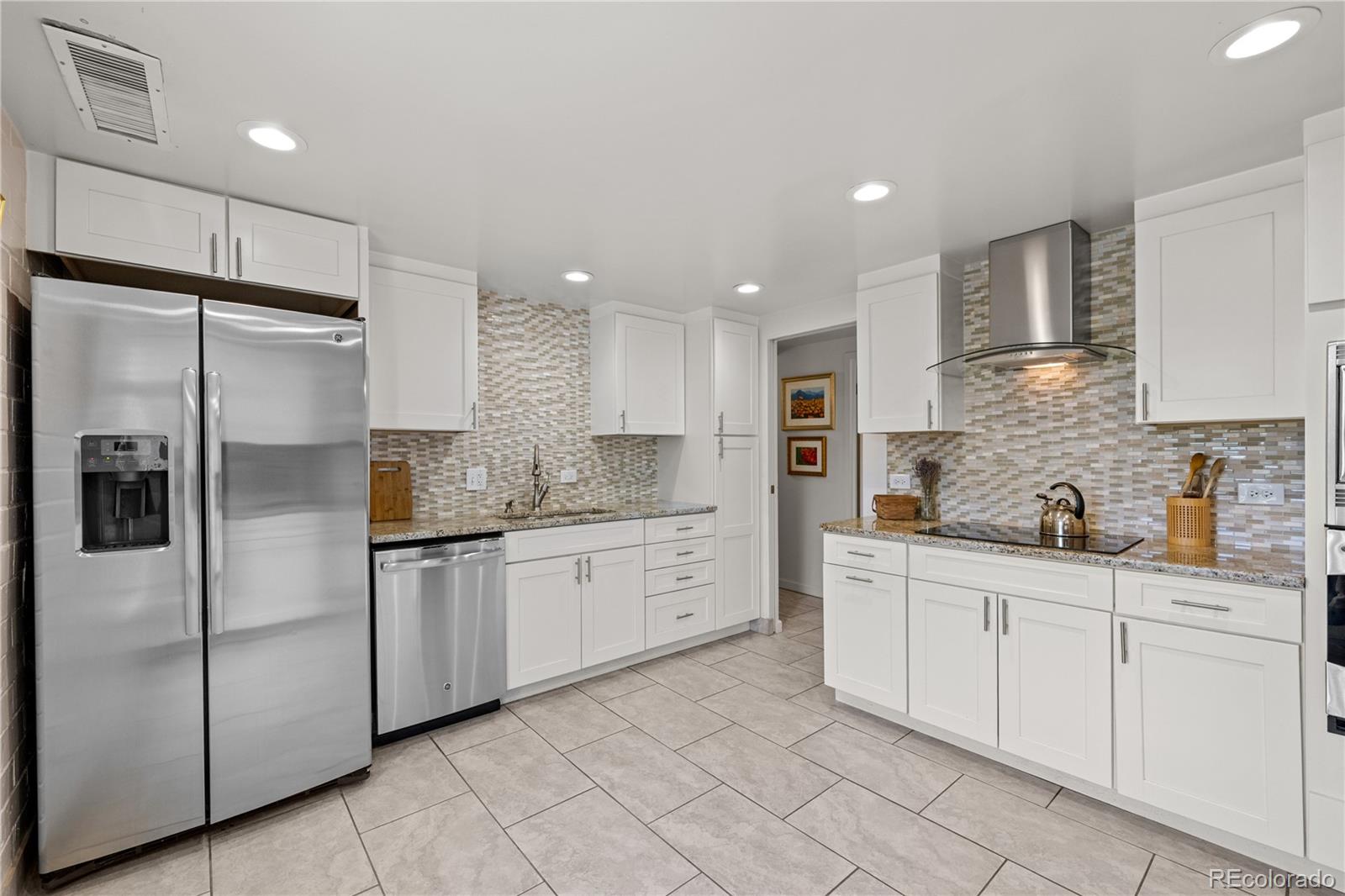 MLS Image #9 for 420 s marion parkway 301,denver, Colorado