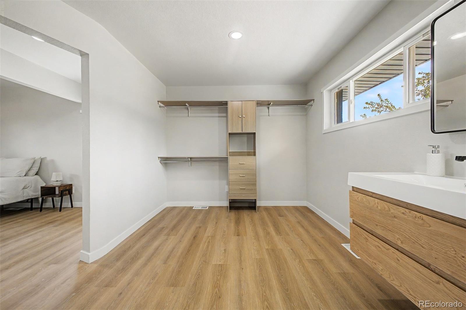 MLS Image #17 for 6019 s broadway ,littleton, Colorado
