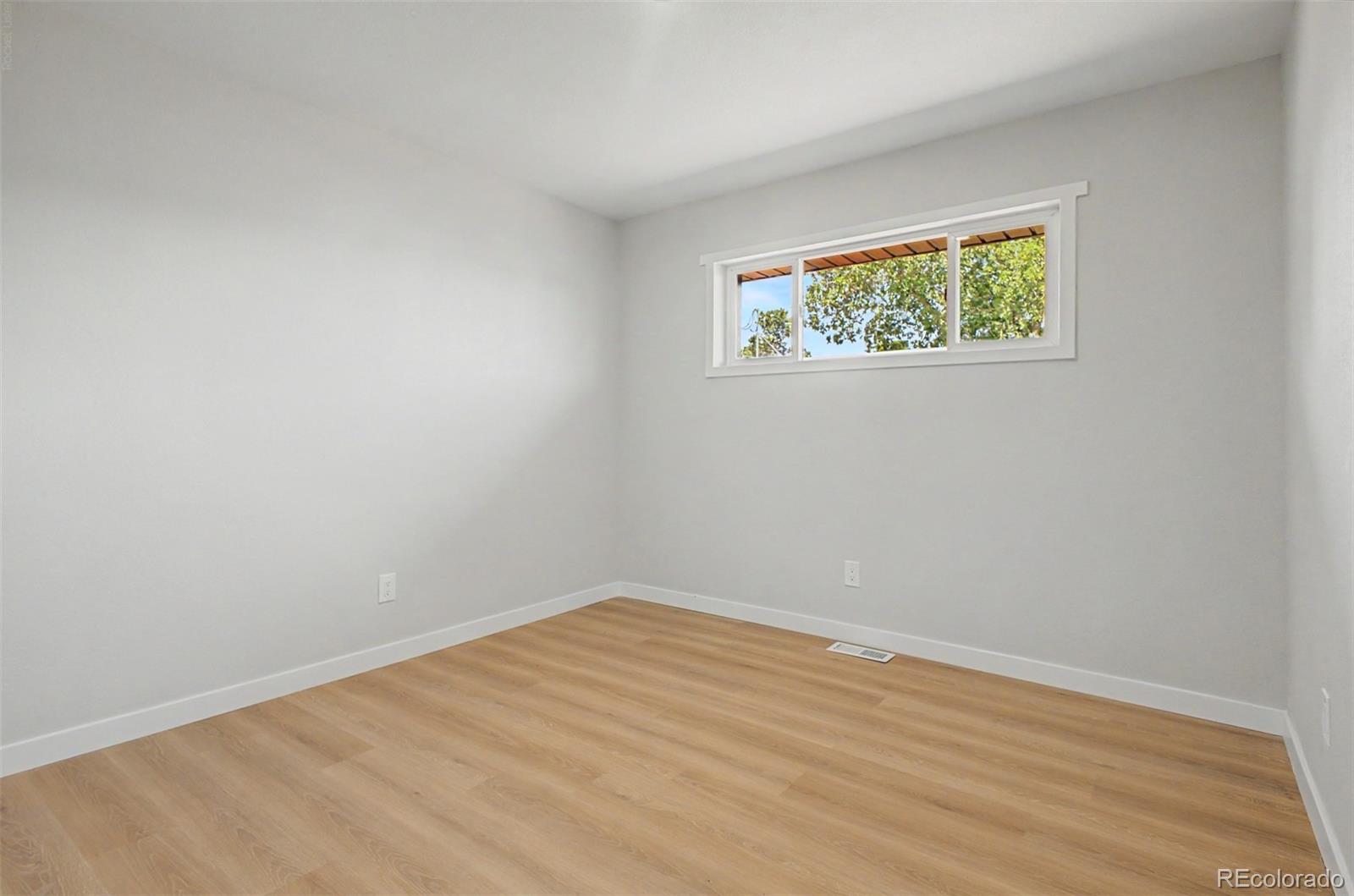 MLS Image #19 for 6019 s broadway ,littleton, Colorado