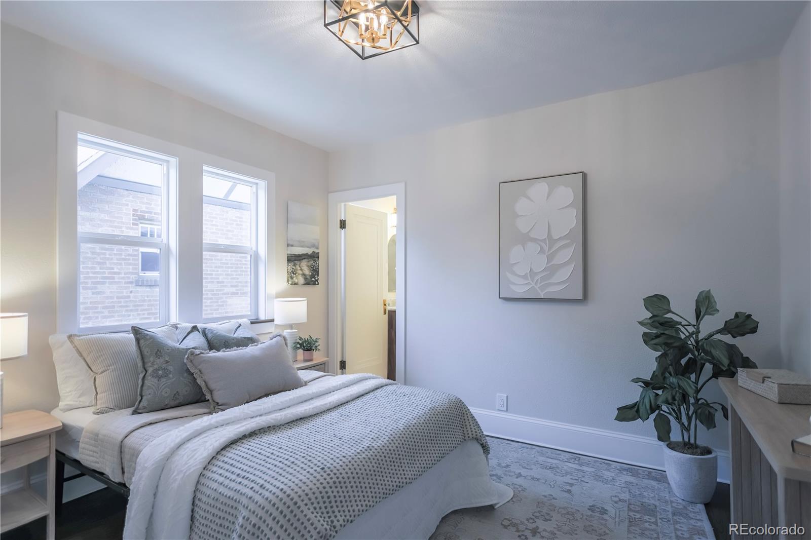 MLS Image #14 for 2590  grape street,denver, Colorado