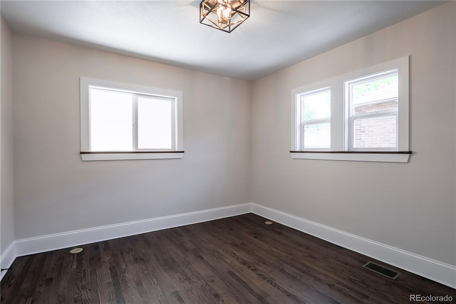 MLS Image #19 for 2590  grape street,denver, Colorado