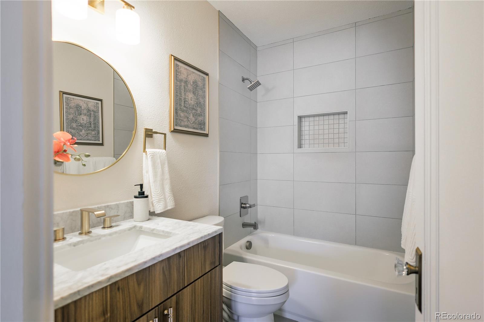 MLS Image #20 for 2590  grape street,denver, Colorado