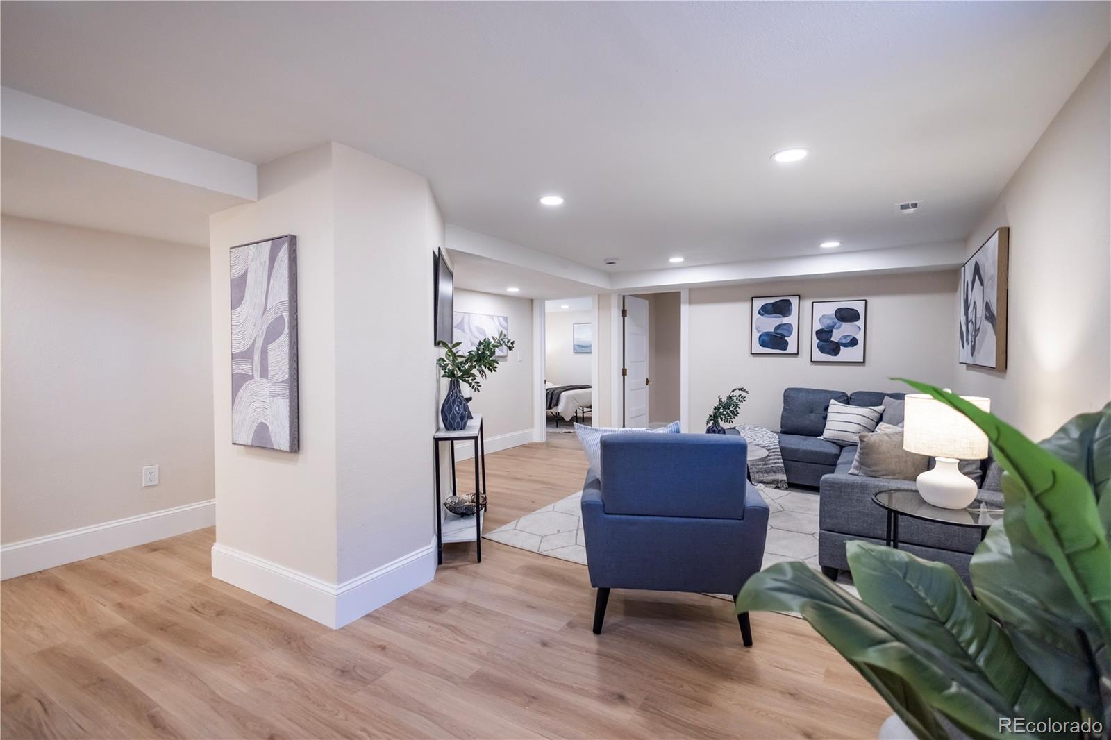 MLS Image #21 for 2590  grape street,denver, Colorado