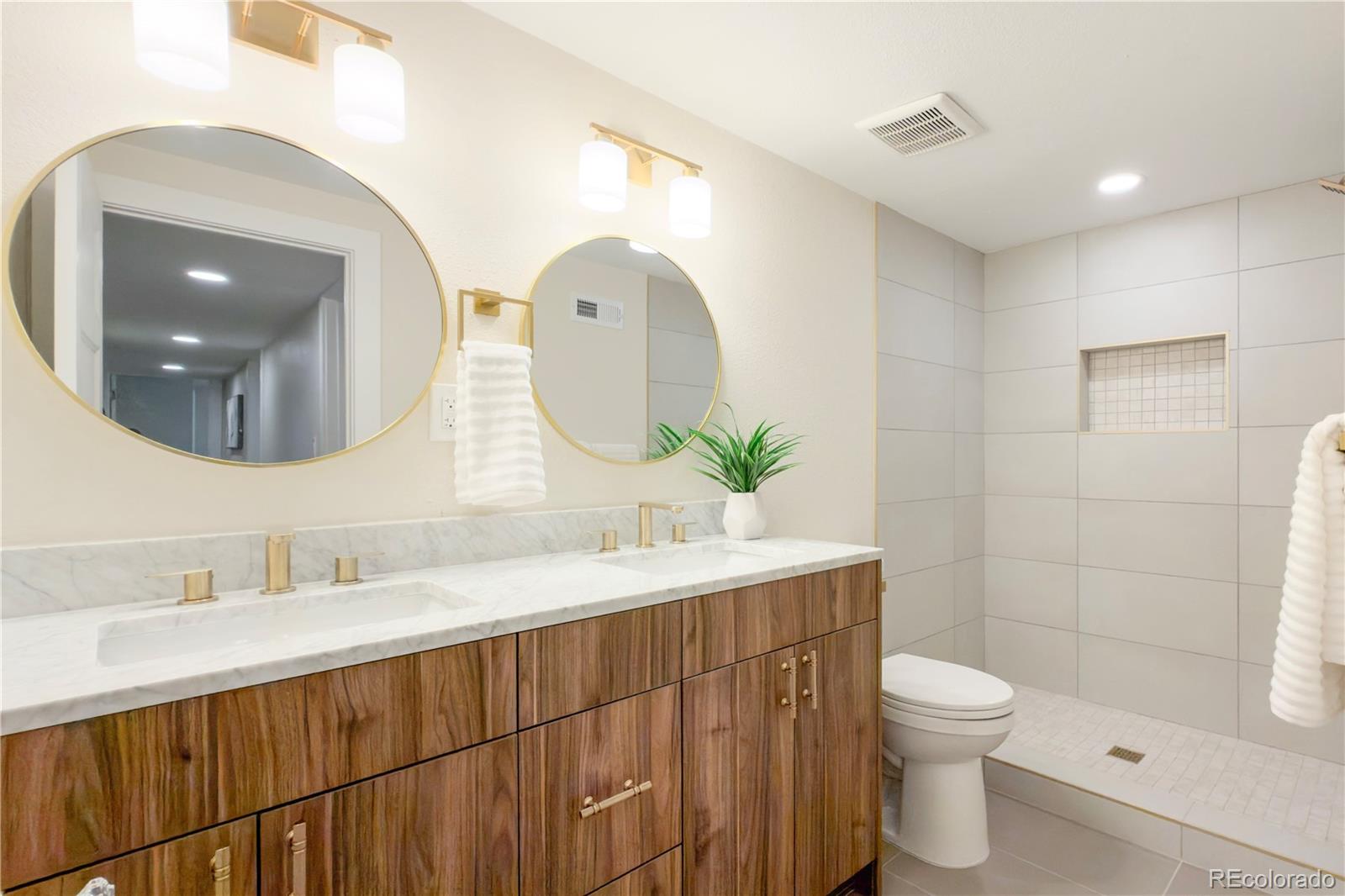 MLS Image #27 for 2590  grape street,denver, Colorado