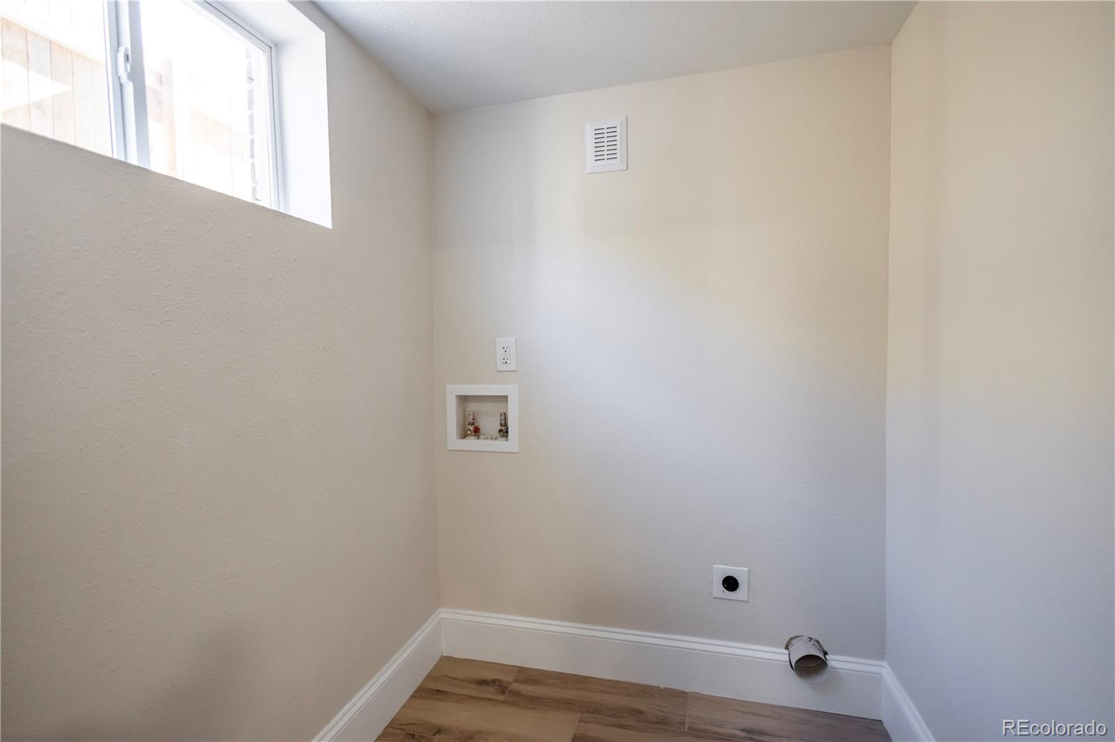 MLS Image #32 for 2590  grape street,denver, Colorado