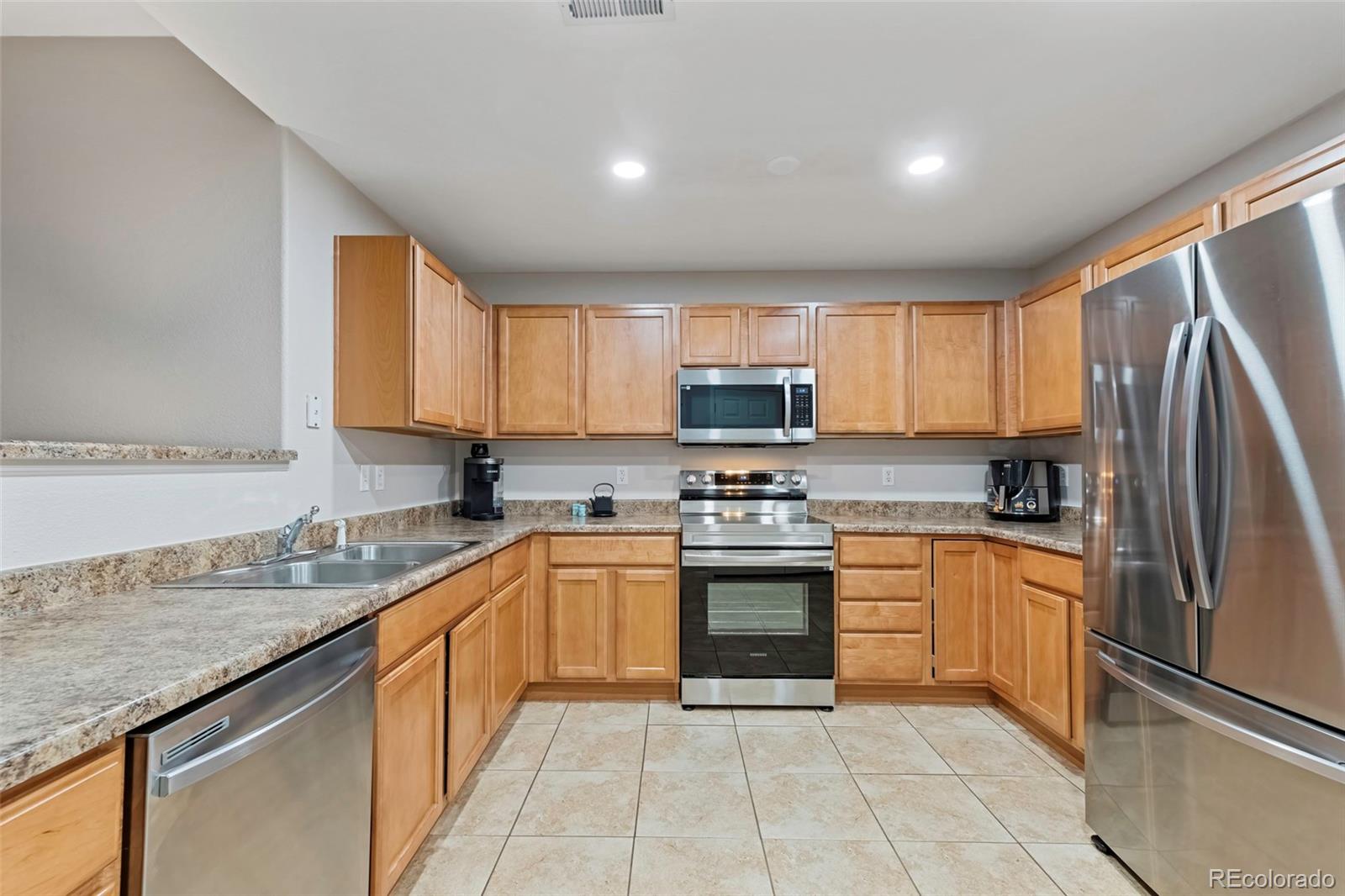 MLS Image #12 for 5445  zephyr street,arvada, Colorado