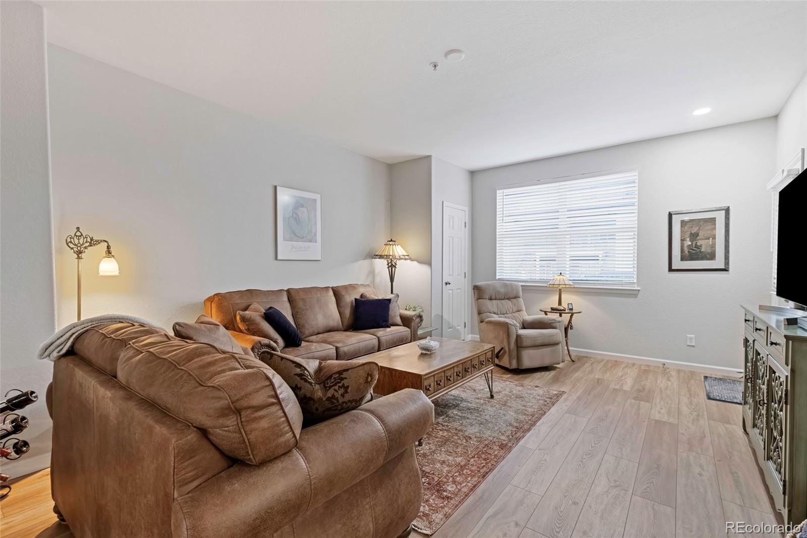 MLS Image #7 for 5445  zephyr street,arvada, Colorado