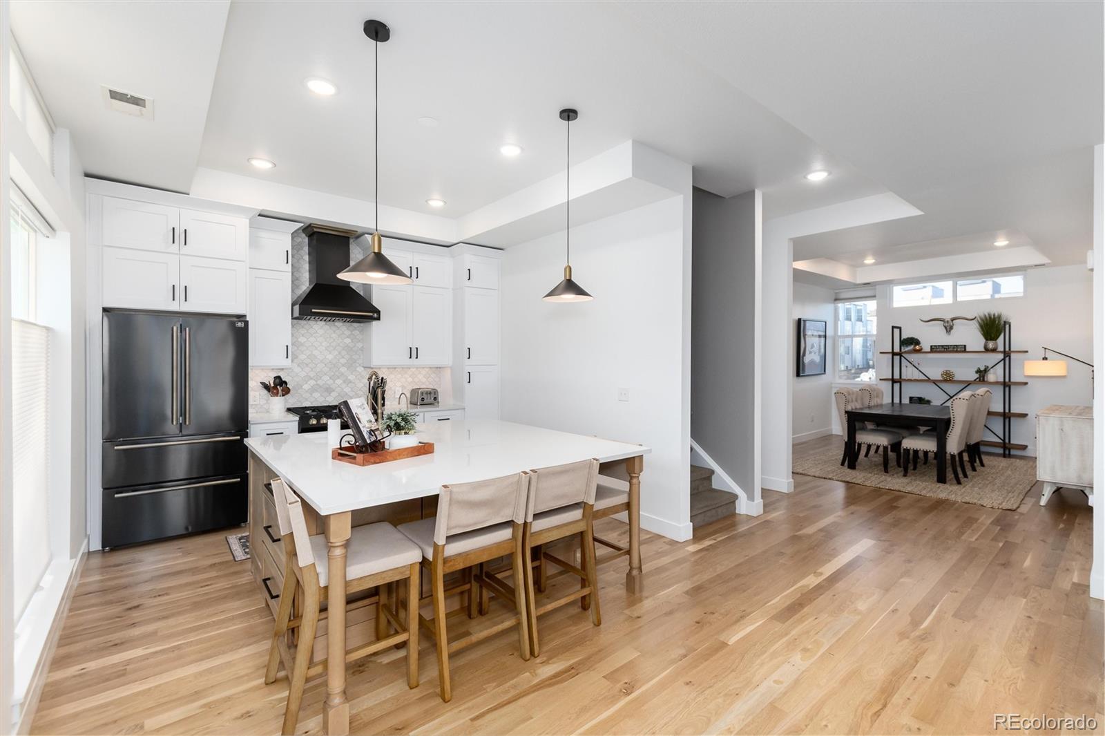 MLS Image #10 for 1733  grove street,denver, Colorado