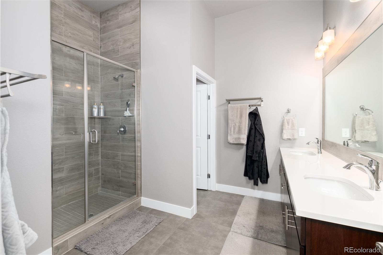 MLS Image #17 for 1733  grove street,denver, Colorado