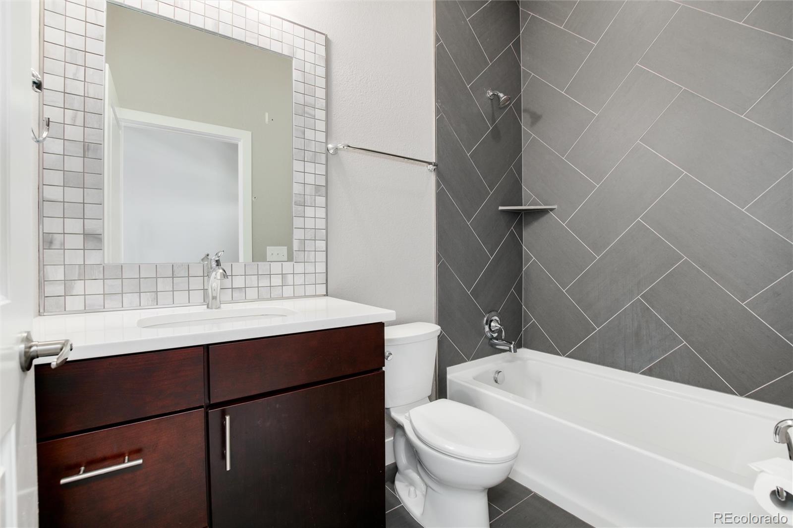 MLS Image #25 for 1733  grove street,denver, Colorado
