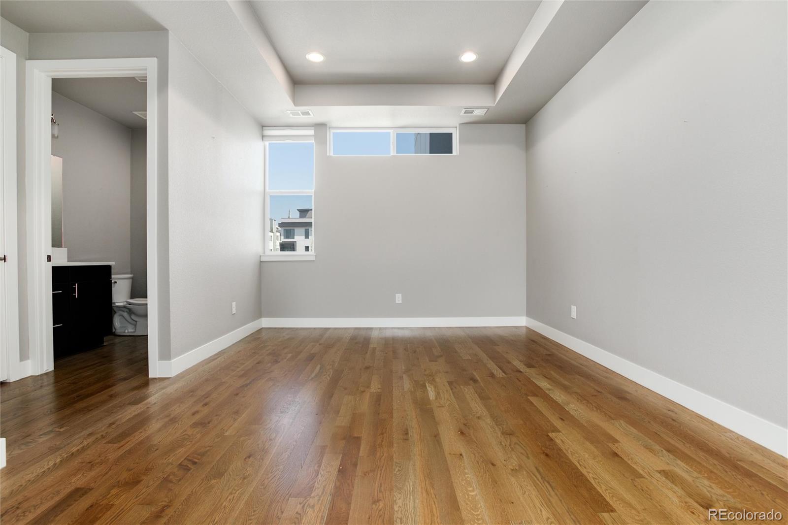 MLS Image #44 for 1733  grove street,denver, Colorado