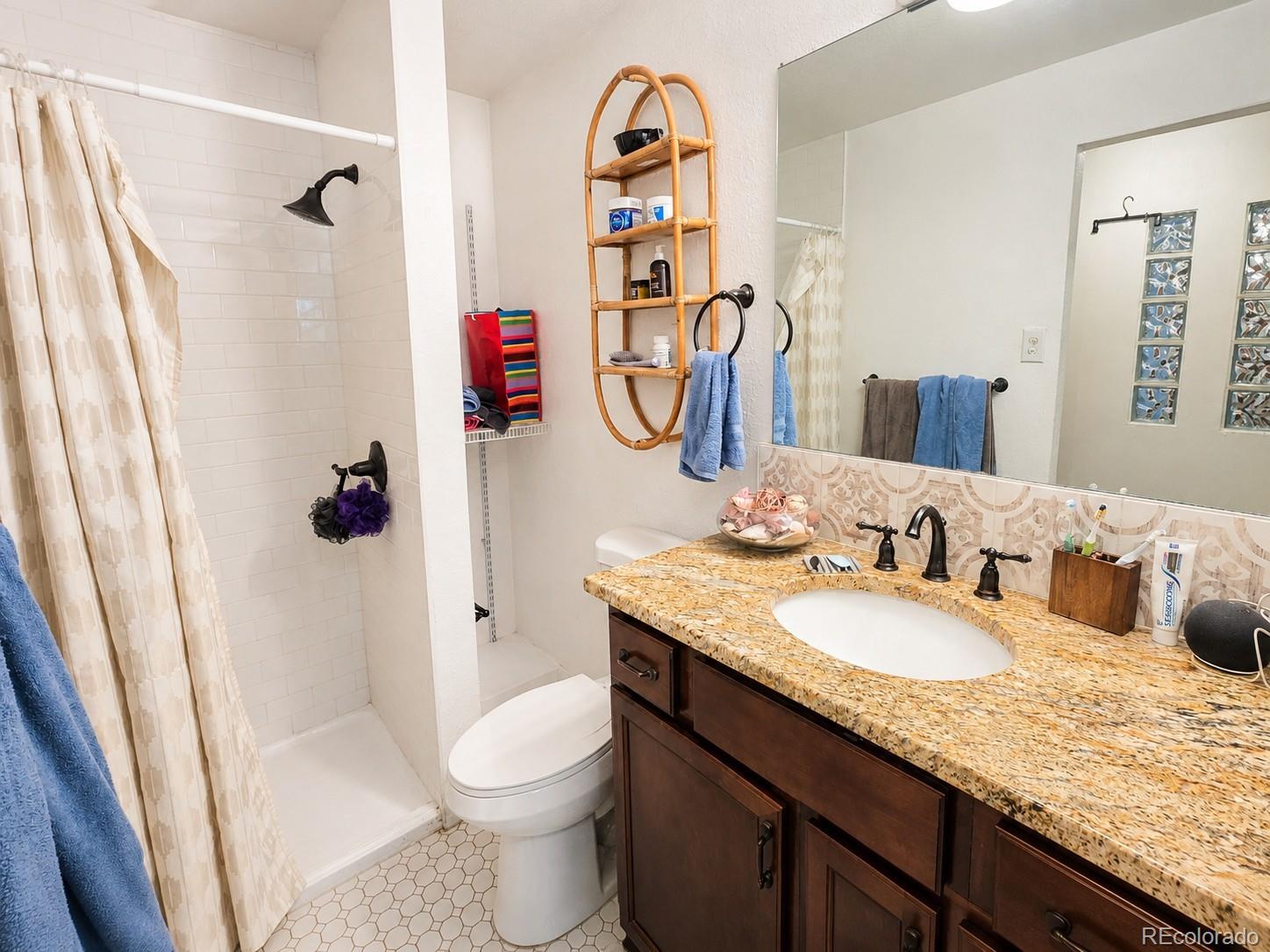 MLS Image #15 for 2325 s linden court,denver, Colorado