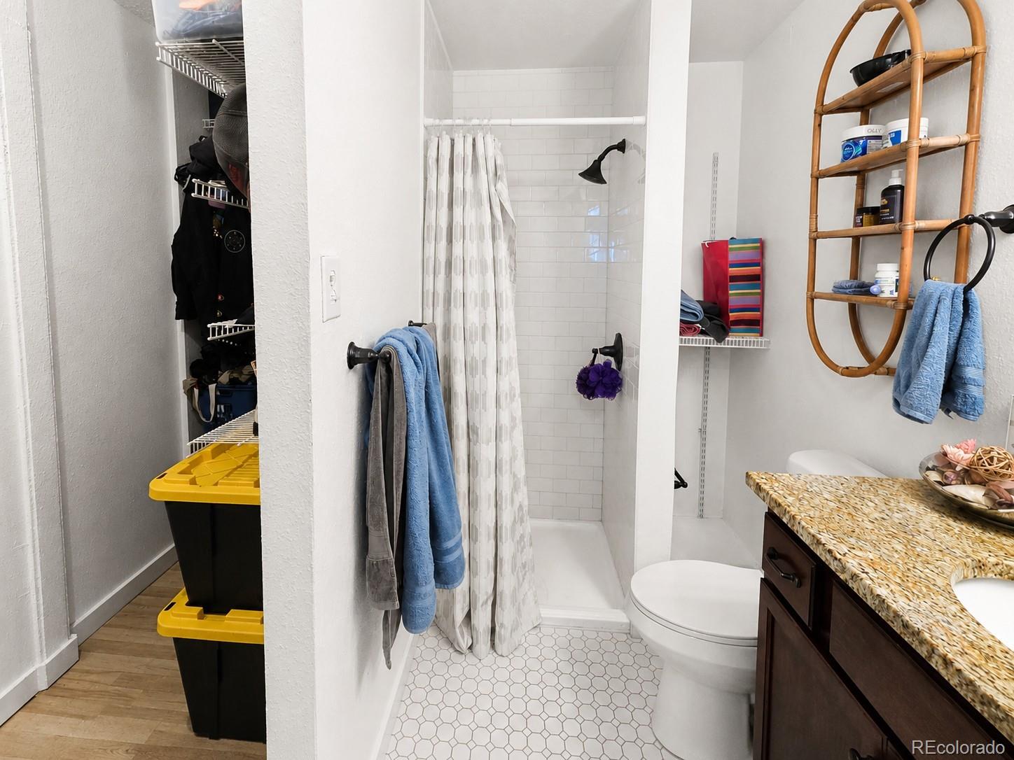 MLS Image #16 for 2325 s linden court,denver, Colorado