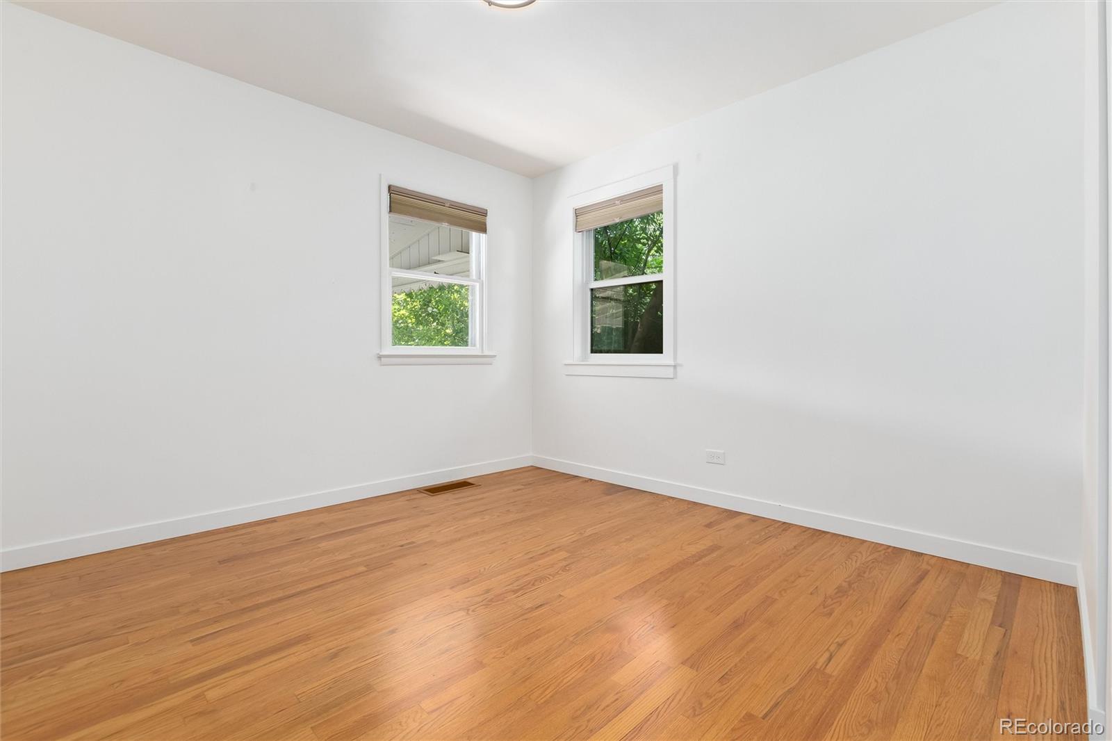 MLS Image #13 for 4477 s acoma street,englewood, Colorado