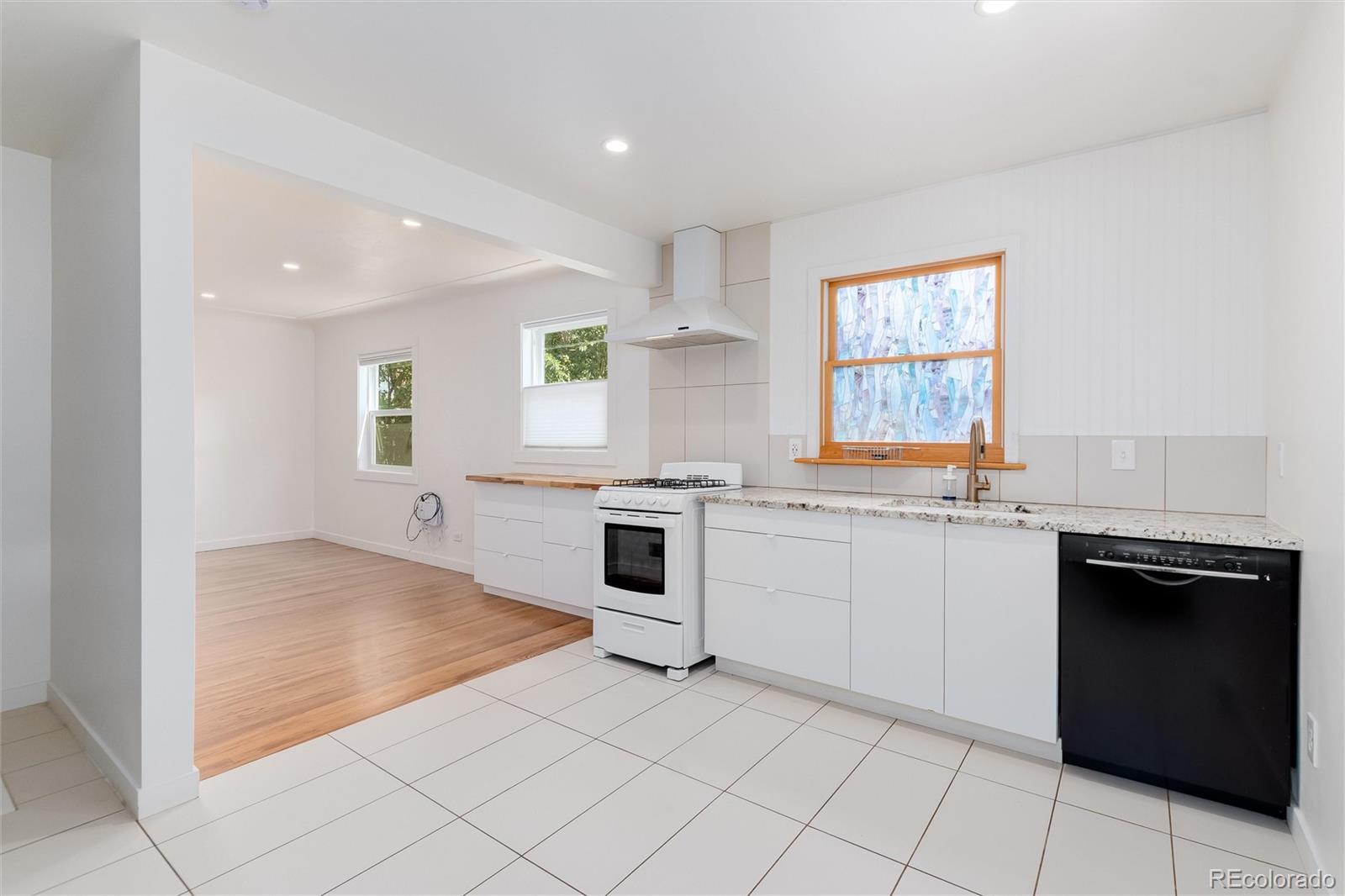 MLS Image #4 for 4477 s acoma street,englewood, Colorado