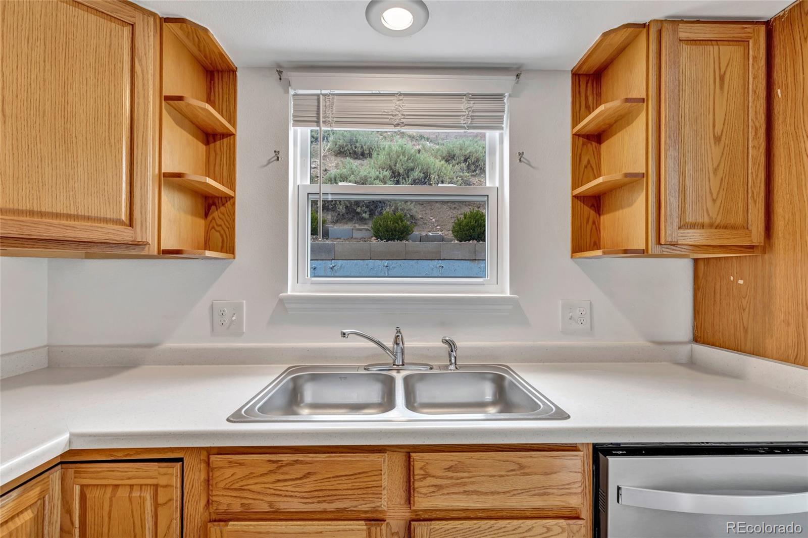 MLS Image #10 for 562  kearney avenue,colorado springs, Colorado