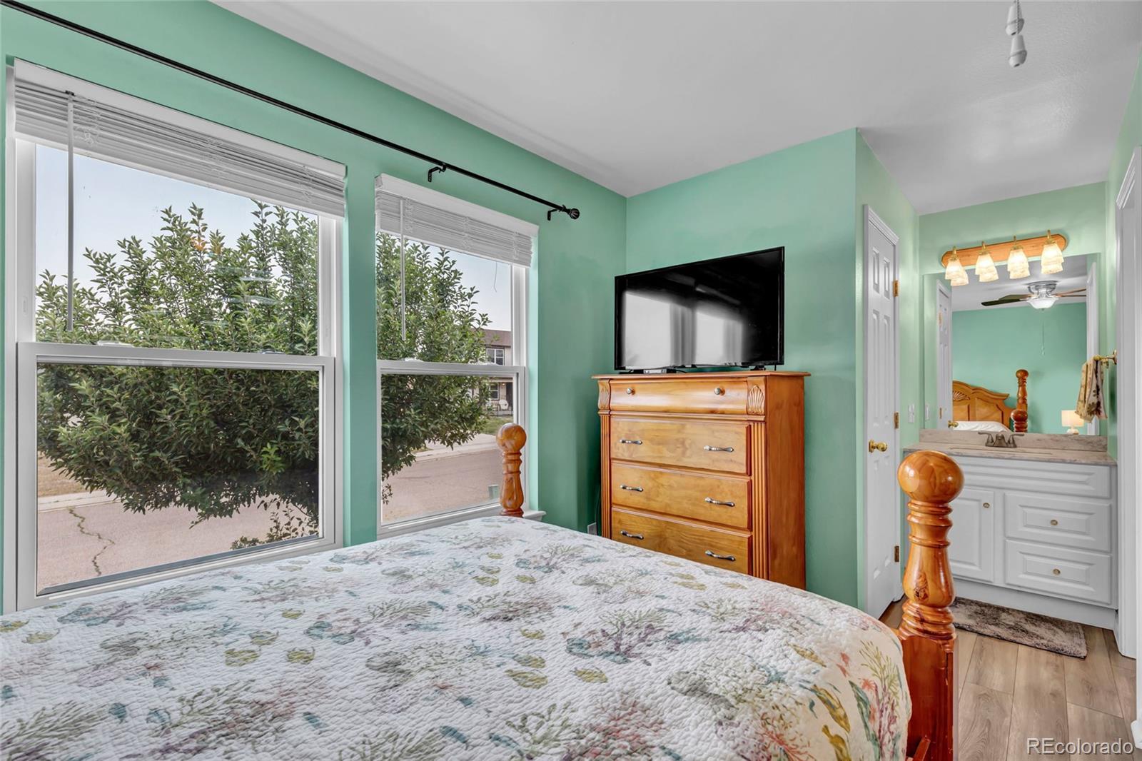 MLS Image #12 for 562  kearney avenue,colorado springs, Colorado