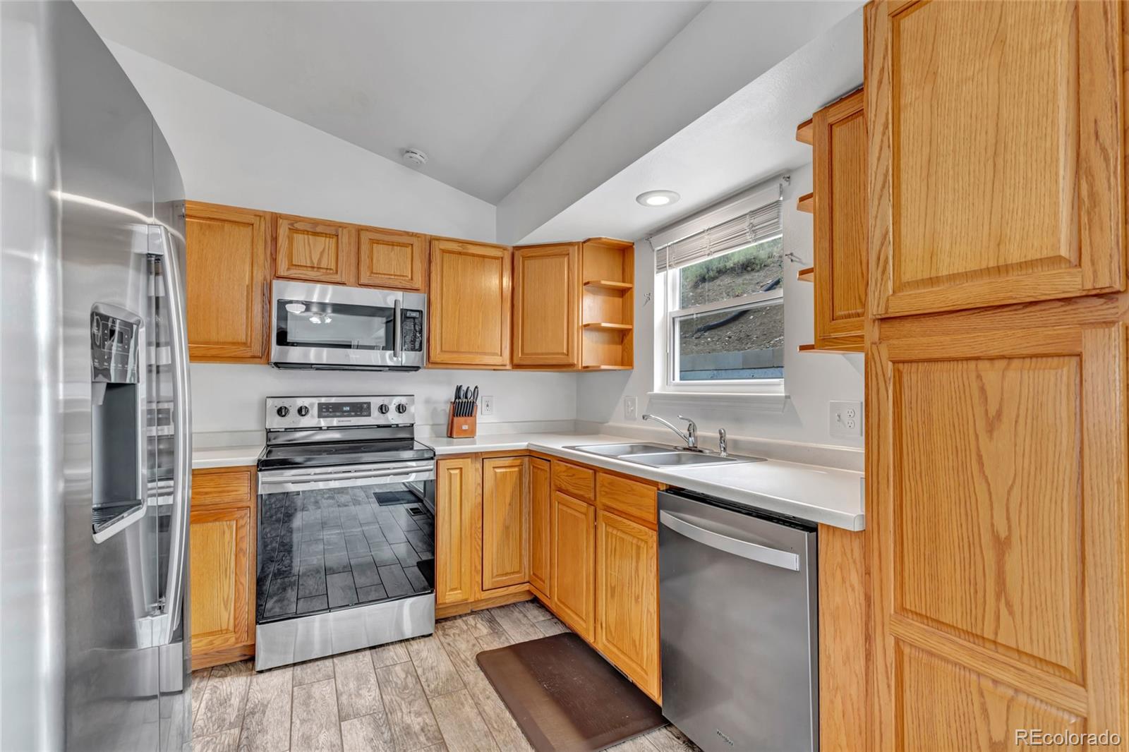 MLS Image #9 for 562  kearney avenue,colorado springs, Colorado