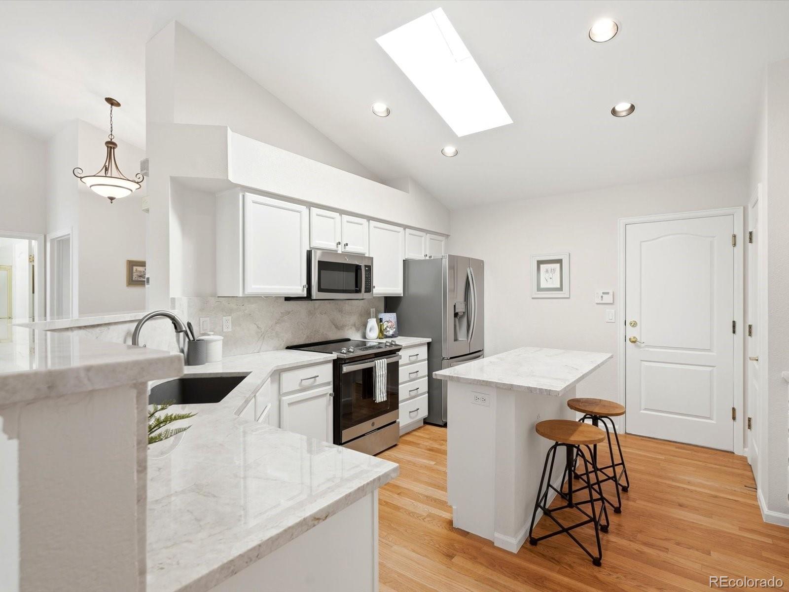 MLS Image #12 for 9639  brentwood way,broomfield, Colorado
