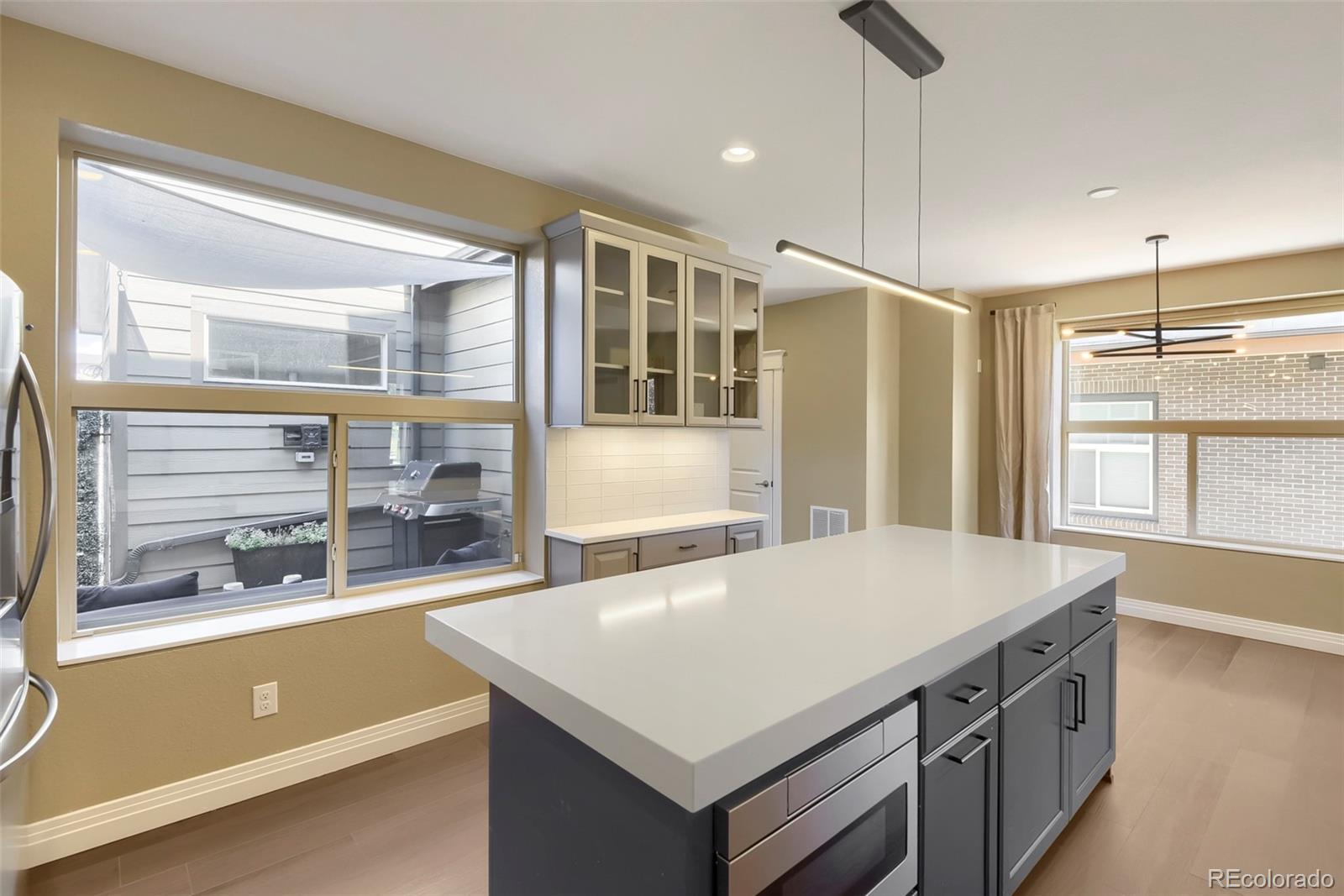 MLS Image #10 for 10142  belvedere loop,lone tree, Colorado