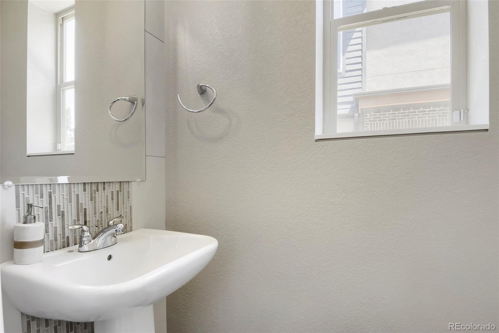 MLS Image #11 for 10142  belvedere loop,lone tree, Colorado