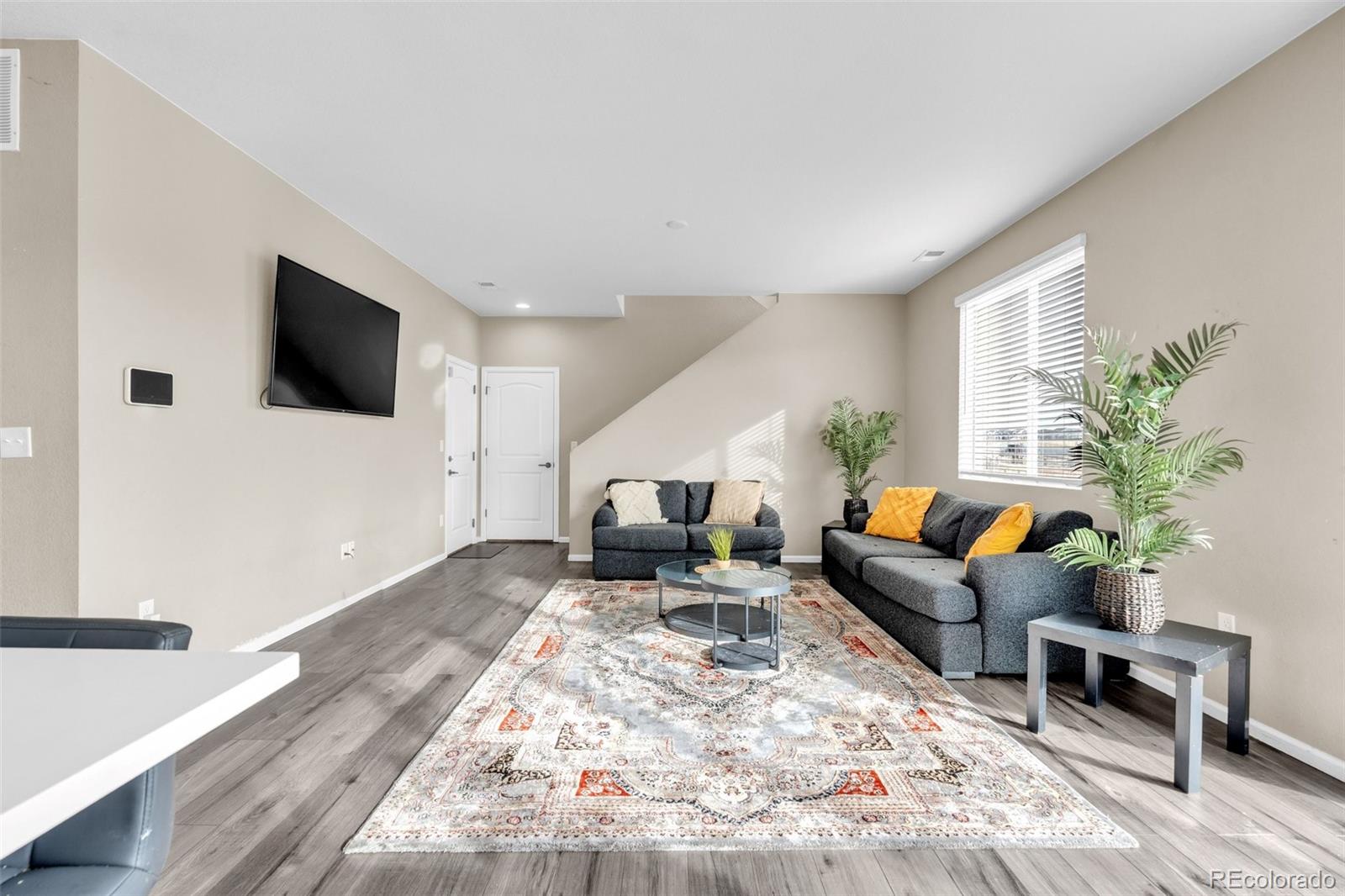 MLS Image #11 for 27922 e 10th drive,aurora, Colorado