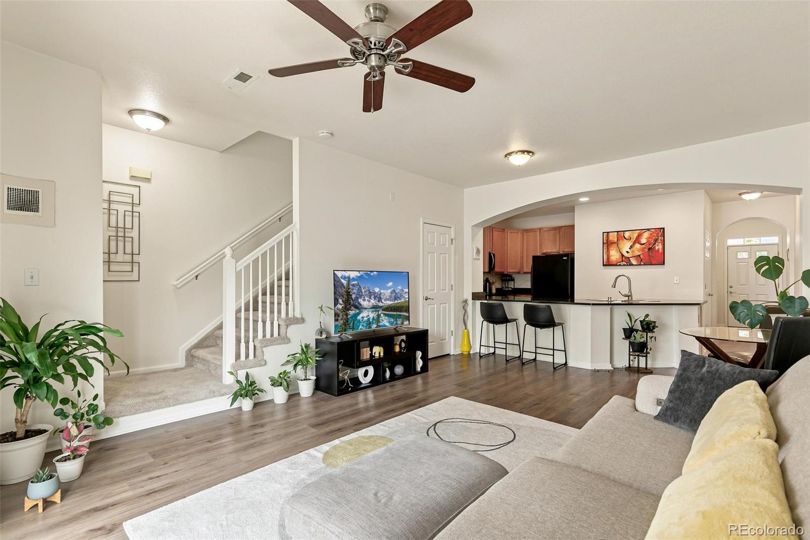 MLS Image #11 for 9778  cherry lane,denver, Colorado