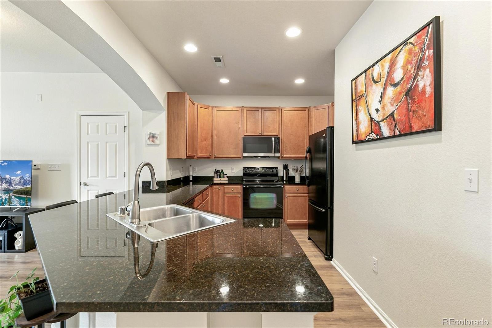 MLS Image #6 for 9778  cherry lane,denver, Colorado