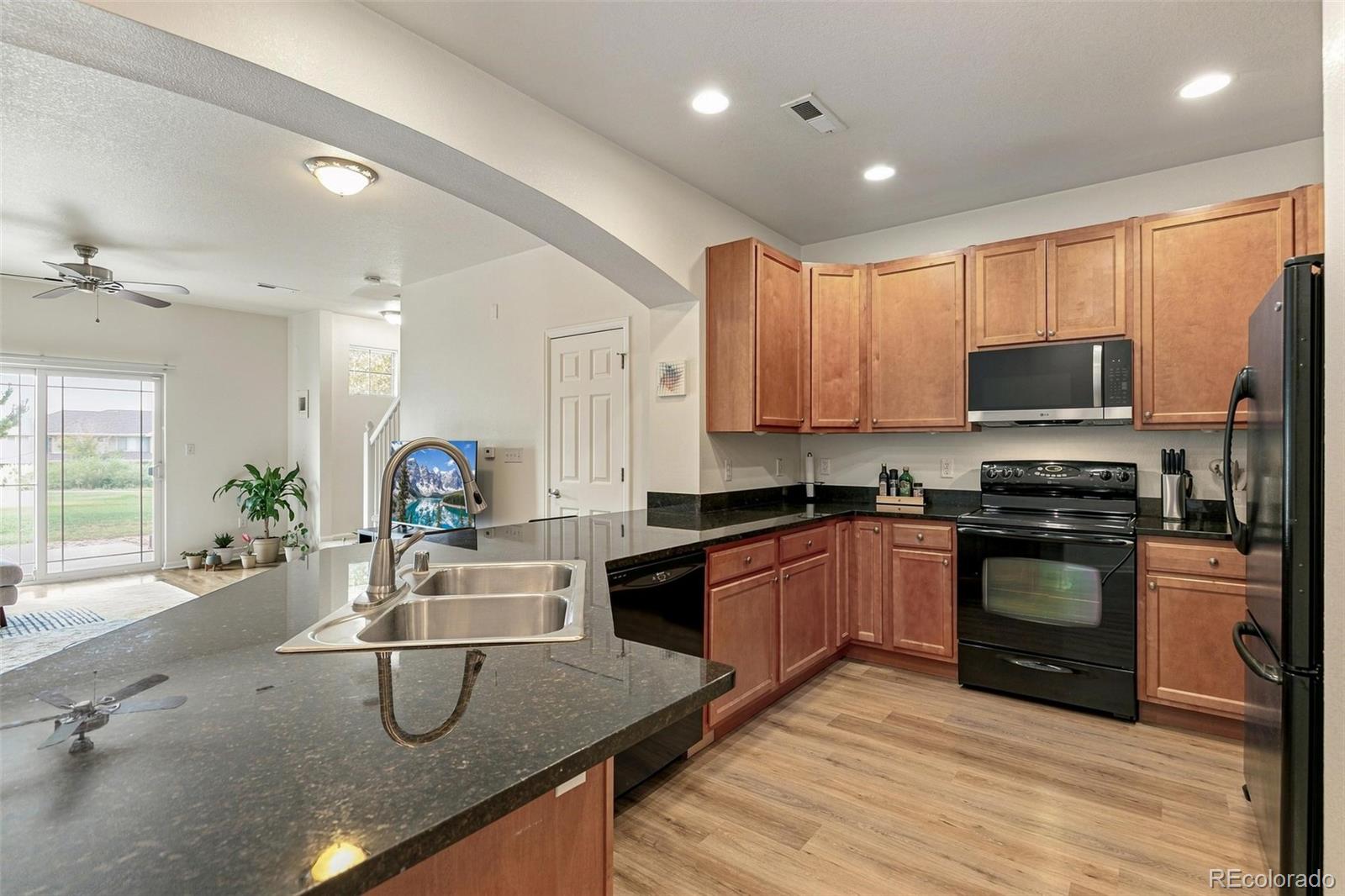 MLS Image #7 for 9778  cherry lane,denver, Colorado