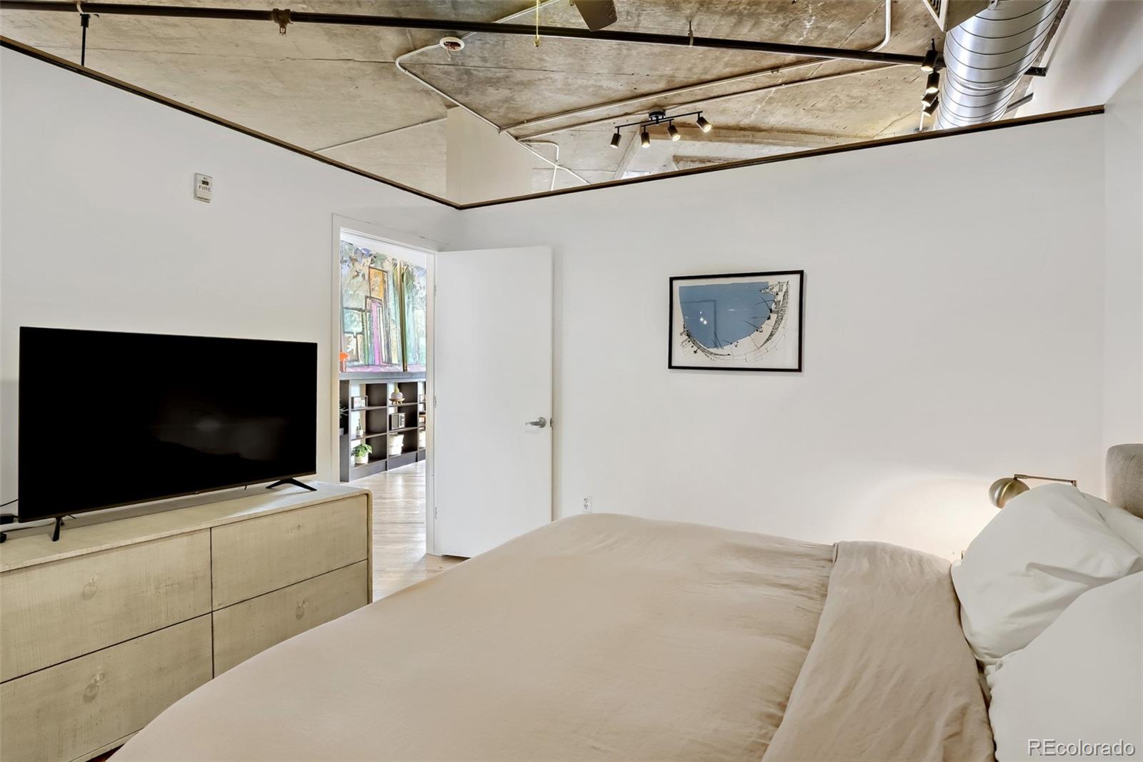 MLS Image #8 for 2500  walnut street 312,denver, Colorado