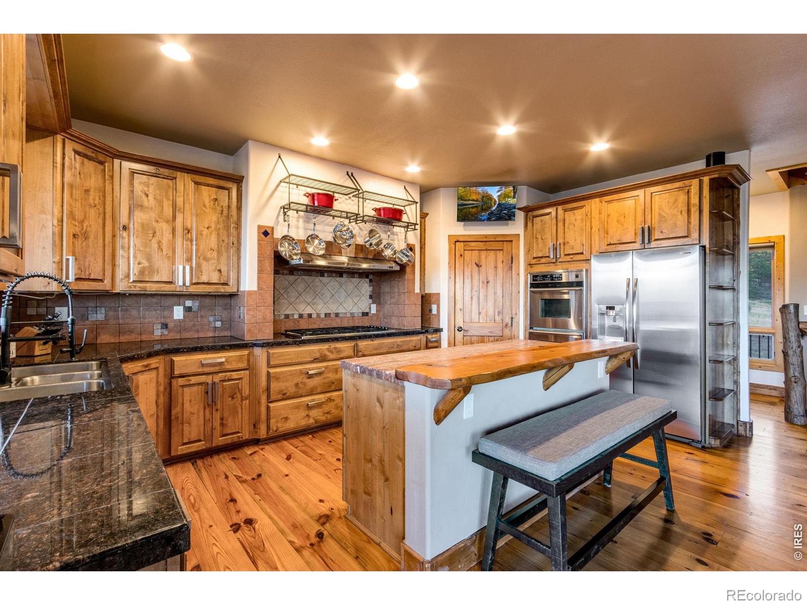 MLS Image #22 for 5433 n rim road,livermore, Colorado